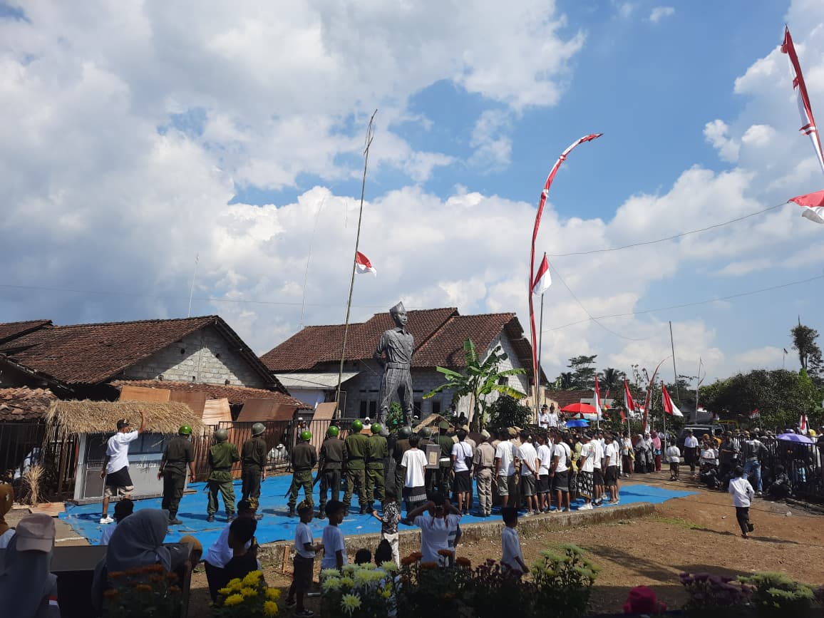 Kirab Budaya dan Drama Pahlawan Nasional dalam Rangka Peringatan HUT RI ke-80